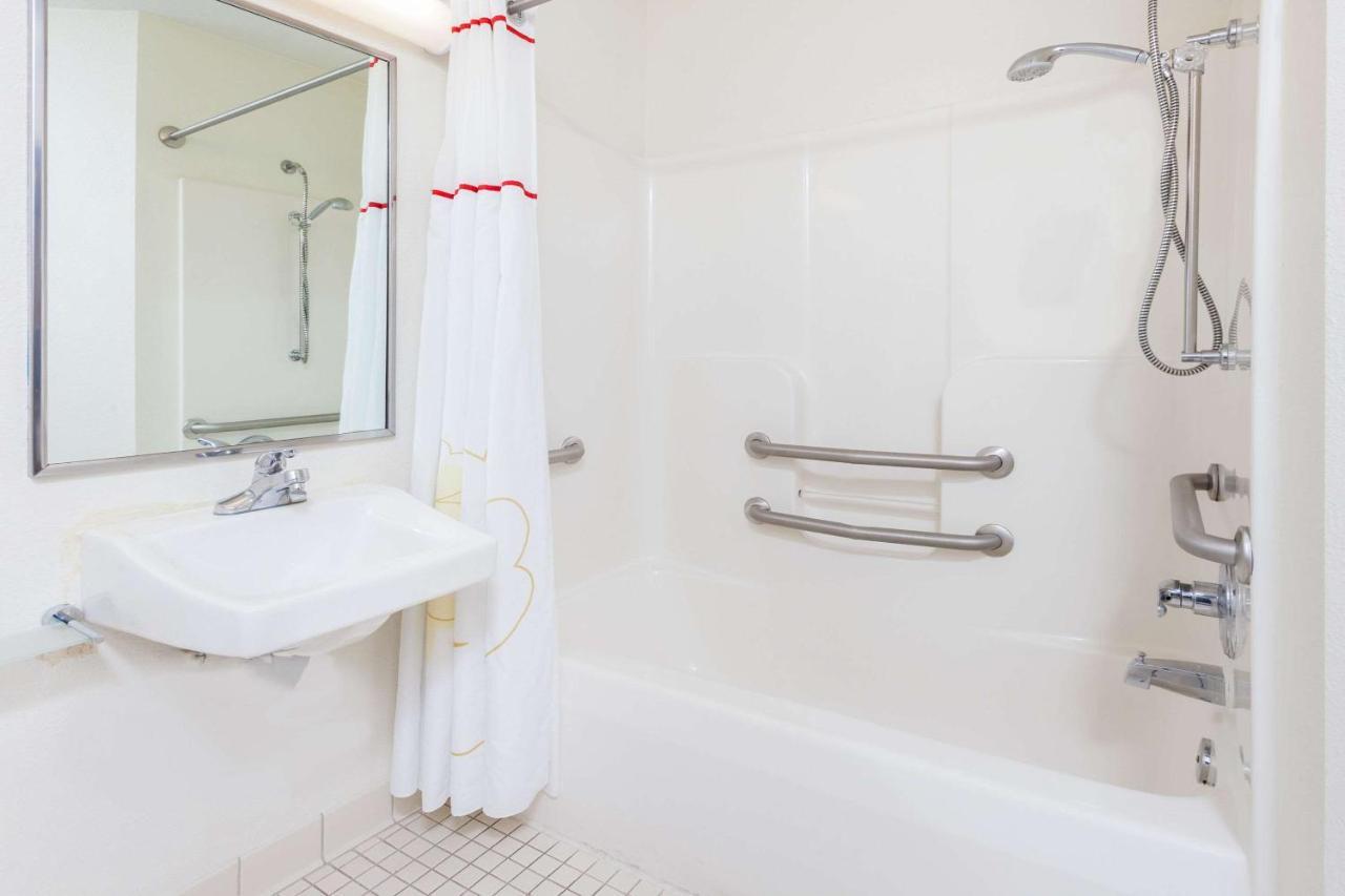 Mainstay Suites Chicago ฮอฟฟ์แมน เอสเตทส์ ภายนอก รูปภาพ