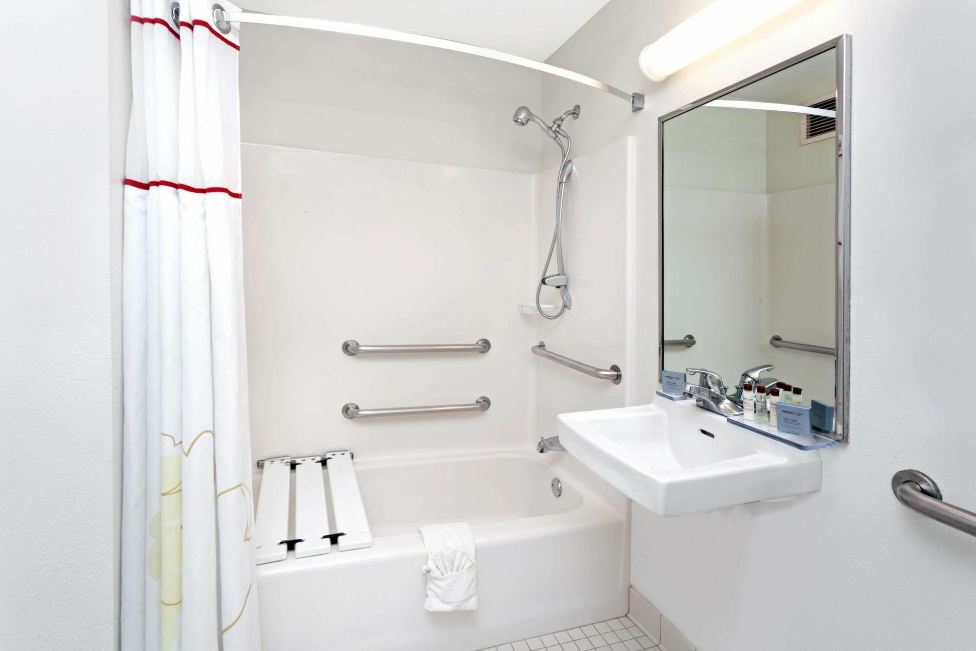 Mainstay Suites Chicago ฮอฟฟ์แมน เอสเตทส์ ภายนอก รูปภาพ